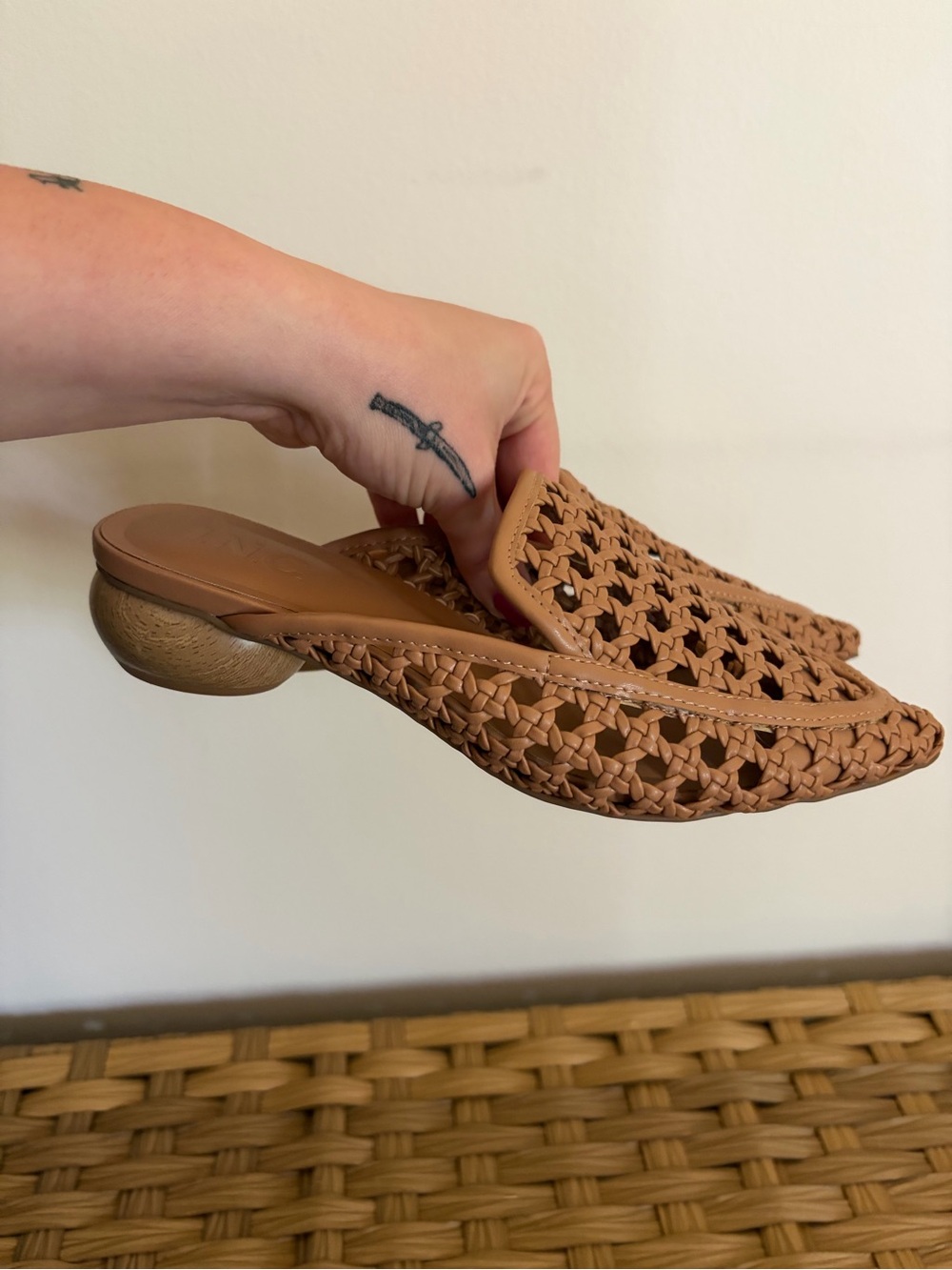 Woven Pointed Toe Slide Mules